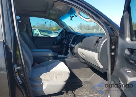 2012 Toyota Sequoia Sr5 5.7L V8 из США, поврежденный, VIN 5TDBY5G11CS062697